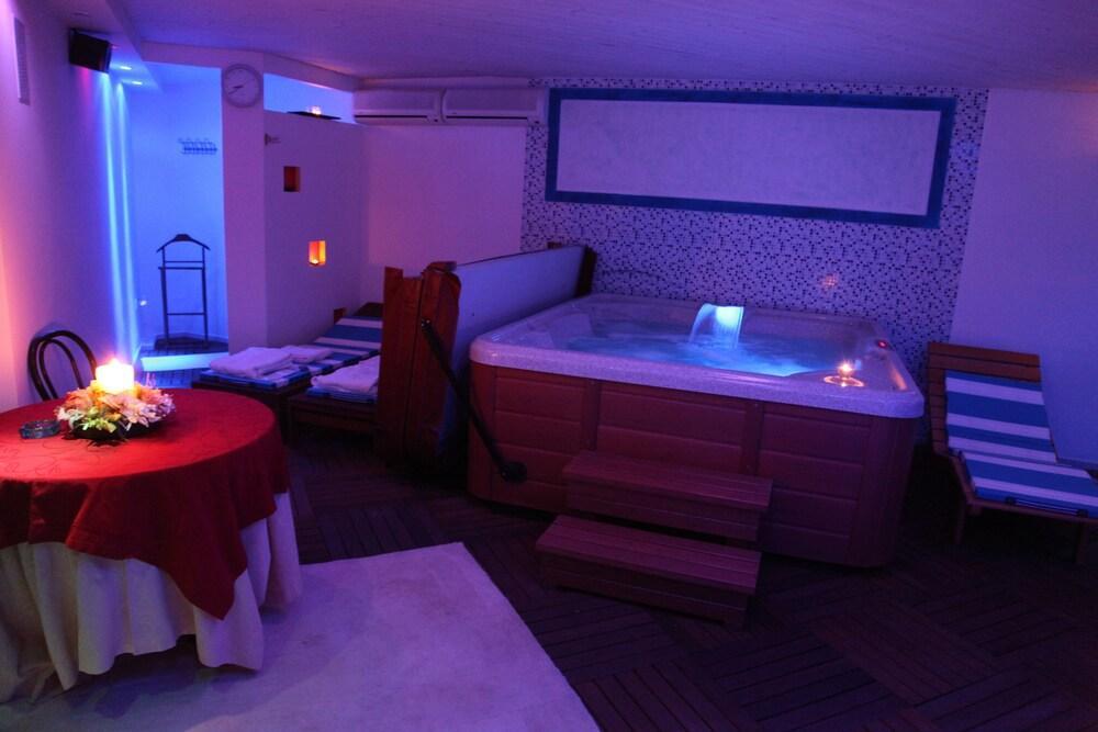 Sirena Boutique Hotel Gabicce Mare Eksteriør bilde